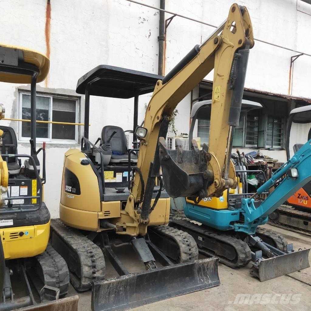 CAT 302CR Miniescavatori