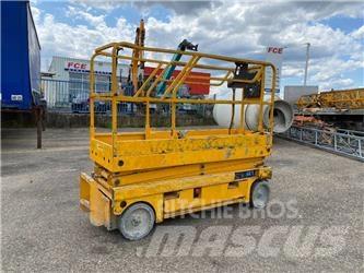 Haulotte Compact 8 Piattaforme a pantografo