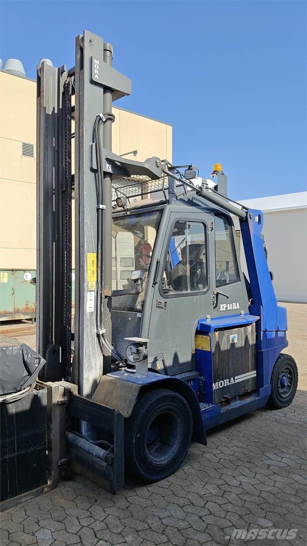  EP85RA Carrelli elevatori elettrici