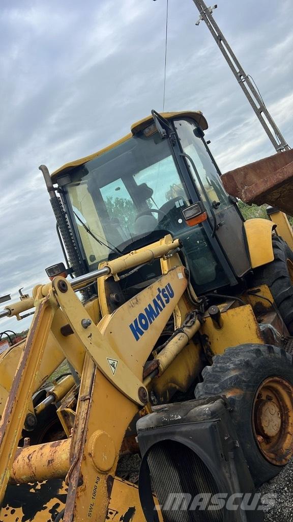 Komatsu WB 93 R Motori