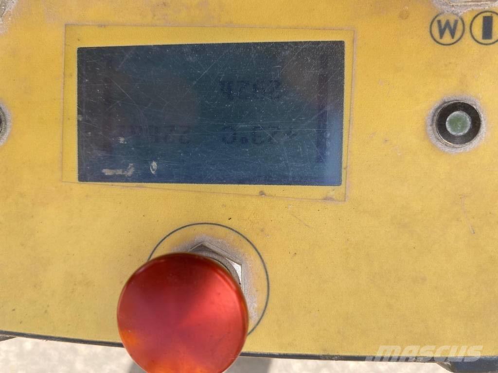 Brokk 170 Escavatori da demolizione