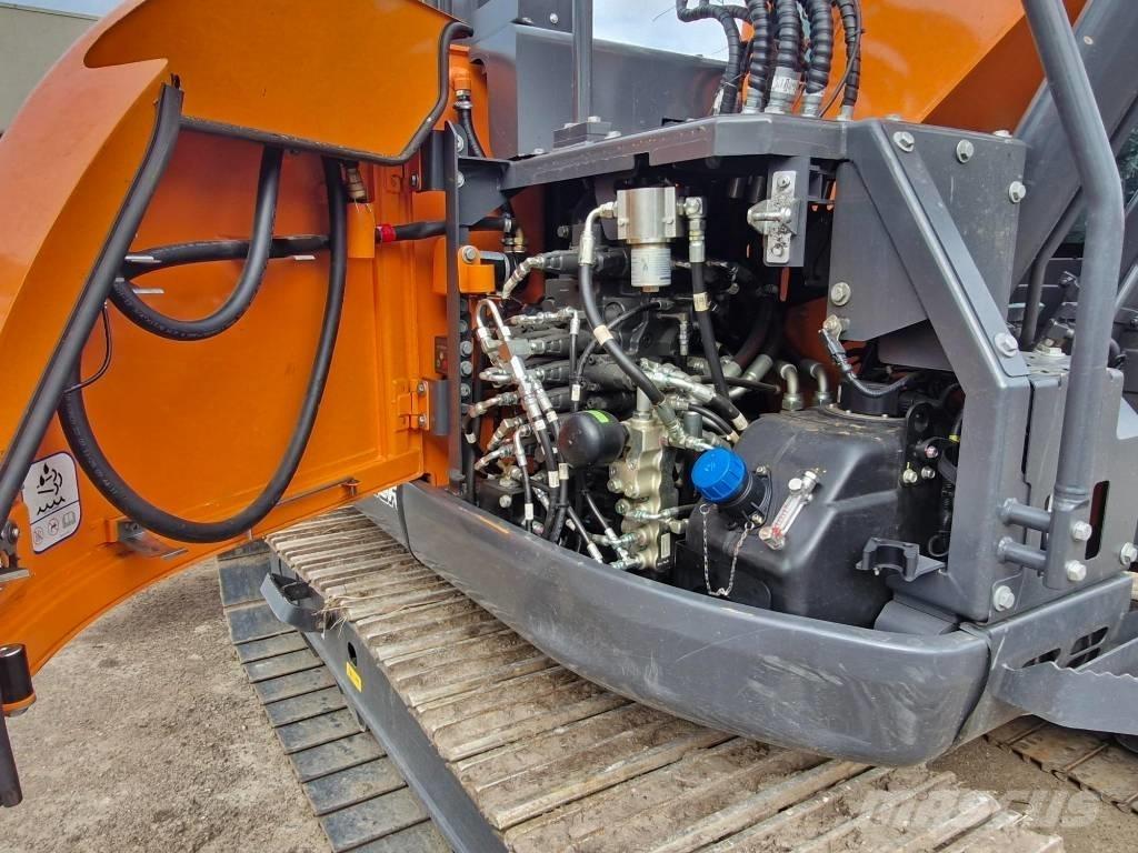 Develon DX 140 LCR-7 Escavatori cingolati