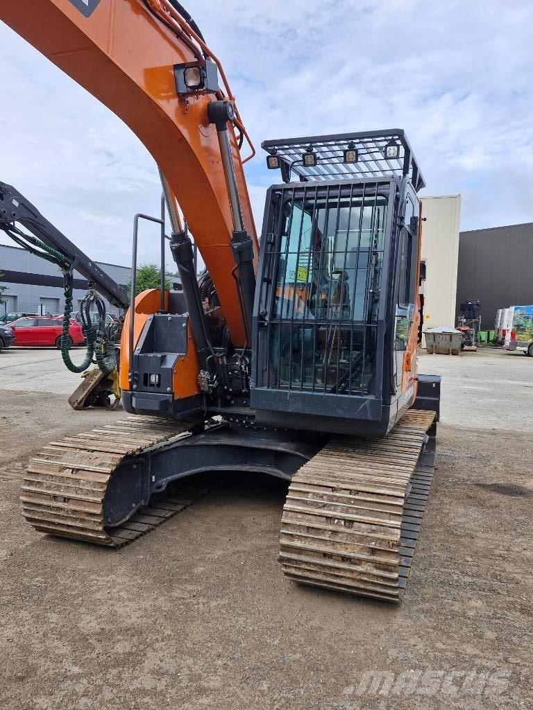 Develon DX 140 LCR-7 Escavatori cingolati