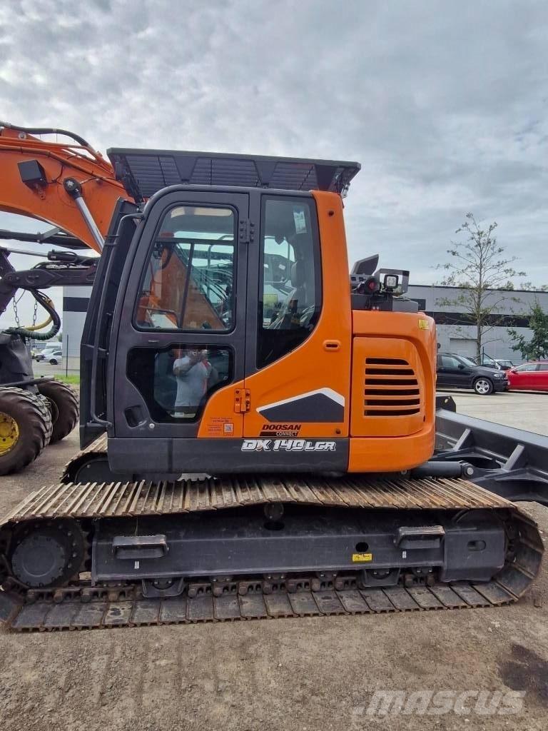 Develon DX 140 LCR-7 Escavatori cingolati