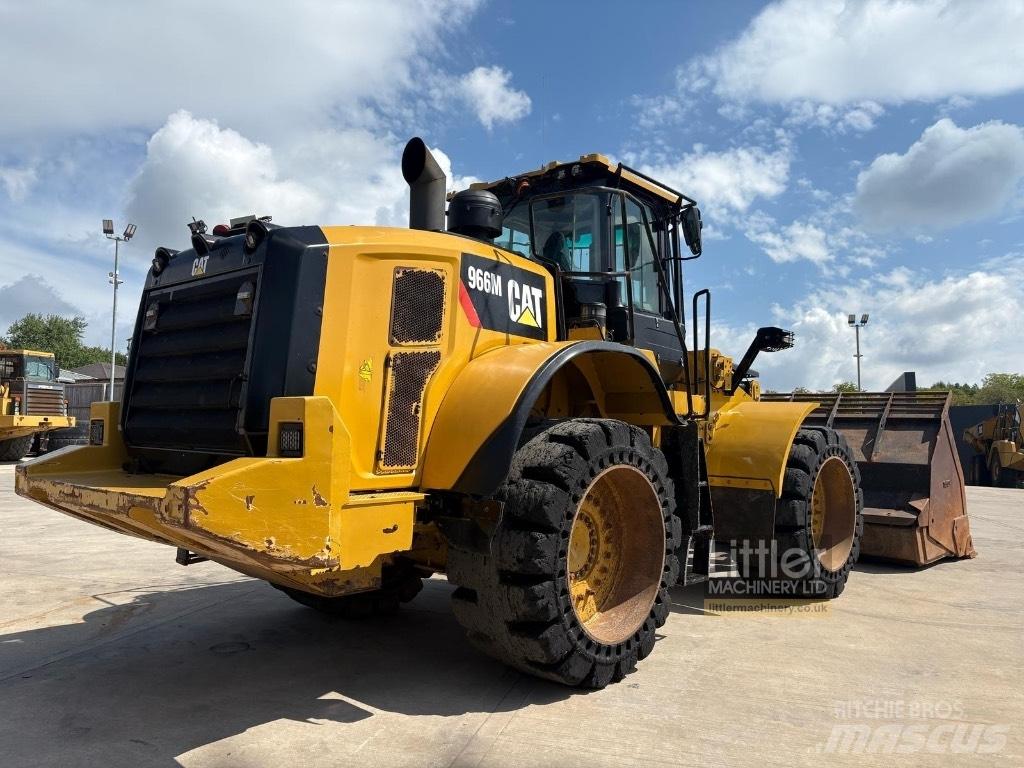 CAT 966 M Pale gommate
