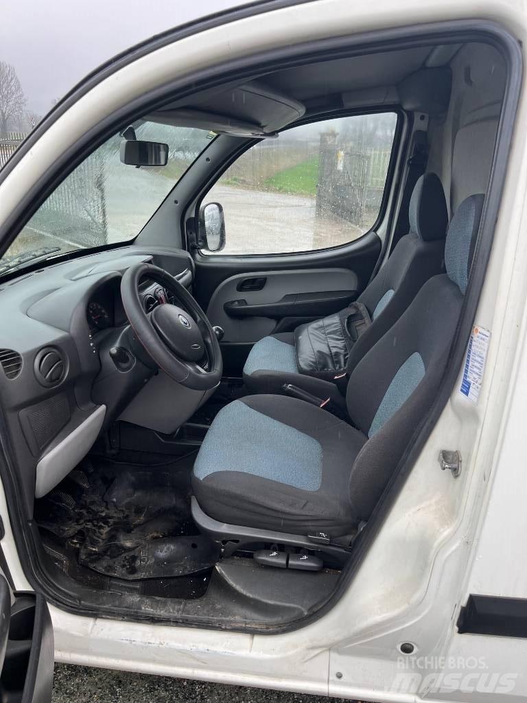 Fiat Doblo Cargo Furgone chiuso