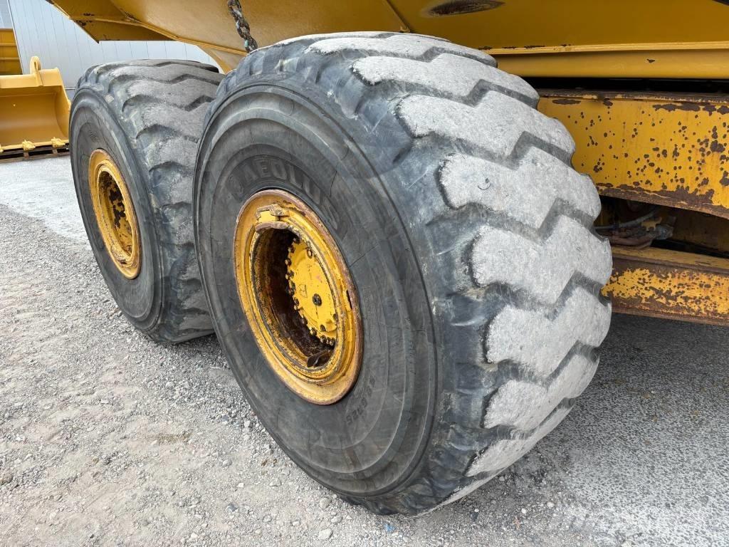 CAT 745 C Dumpers articolati