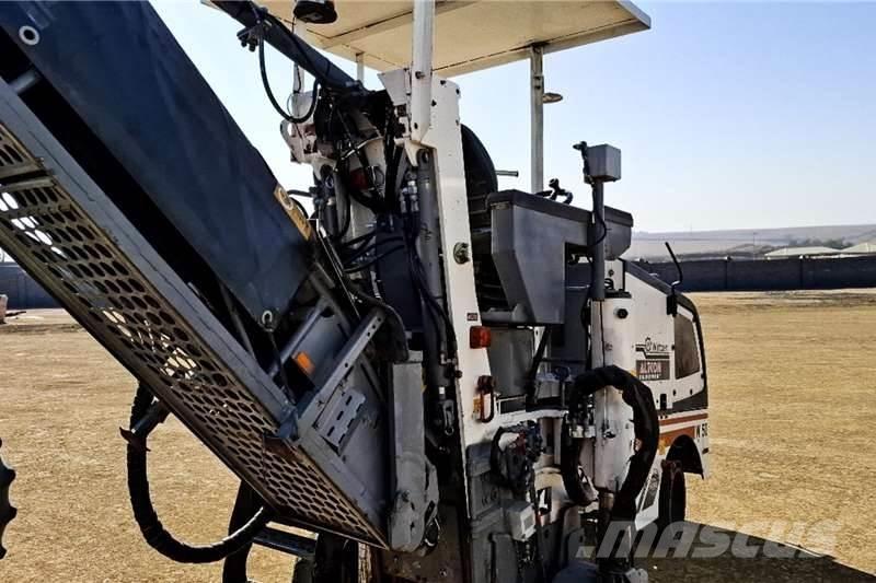 Wirtgen W50D Camion altro