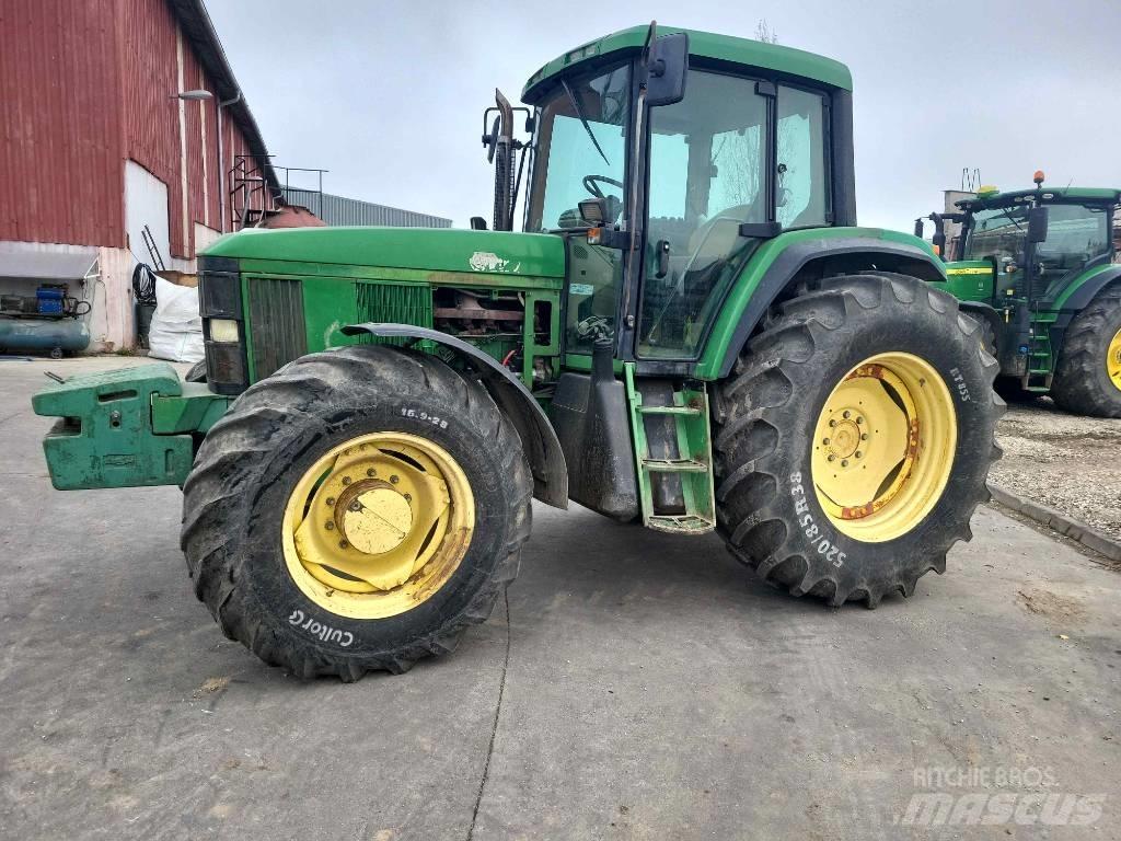 John Deere 6910 Trattori