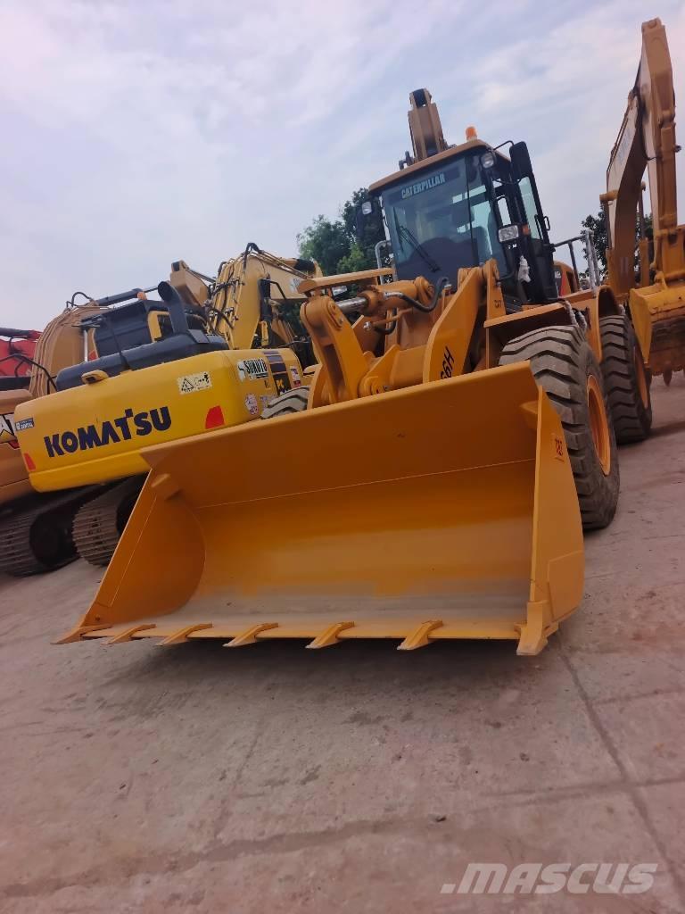 CAT 966H Pale gommate