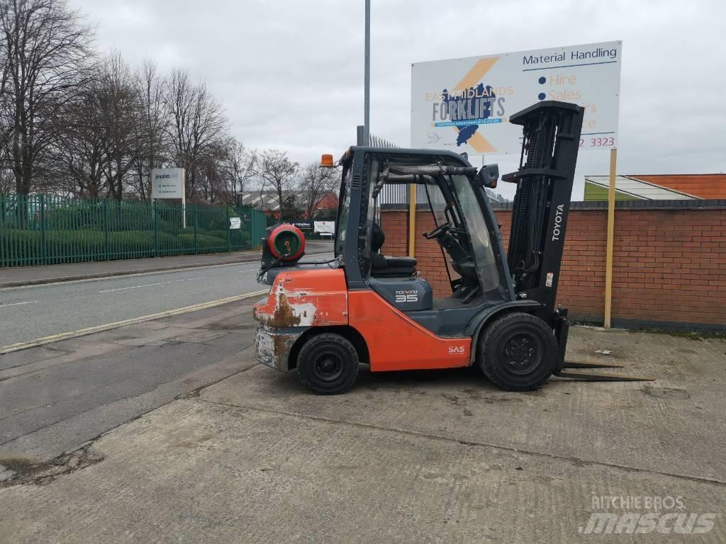 Toyota 02-8FGJF35 Carrelli elevatori GPL
