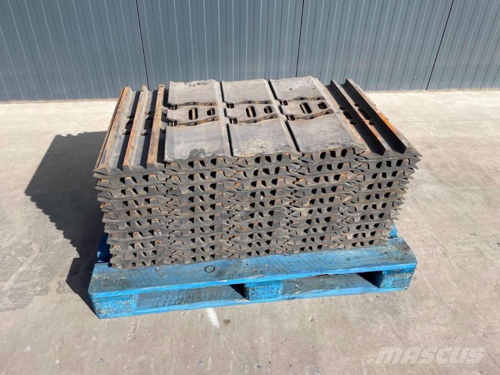 JCB JS240 Catene, cingoli e sottocarro