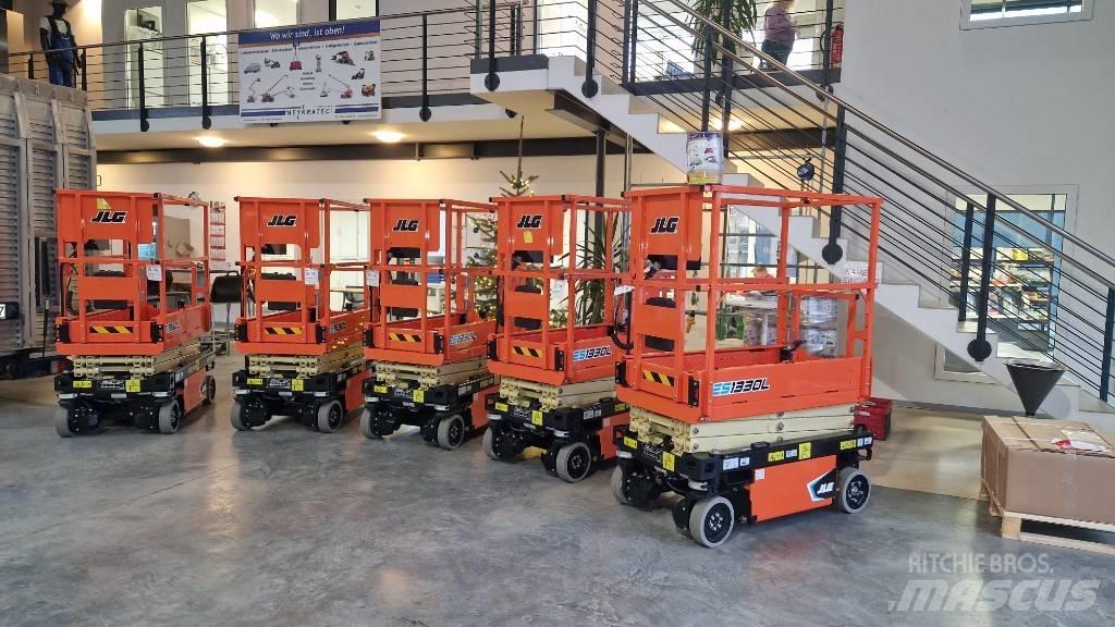 JLG ES 1330 L Piattaforme a pantografo