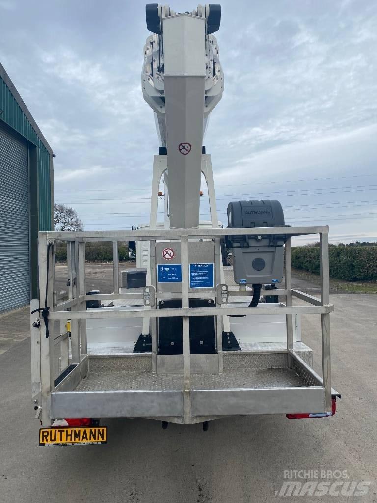 Ruthmann T330.3 Piattaforme autocarrate