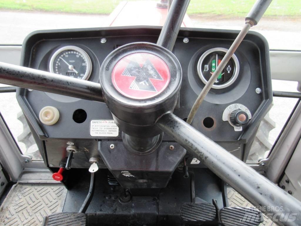 Massey Ferguson 690 Trattori