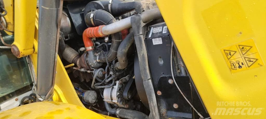 New Holland B 115 C Terne