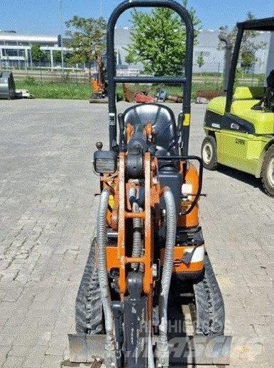 Hitachi ZX 10 U-6 Miniescavatori