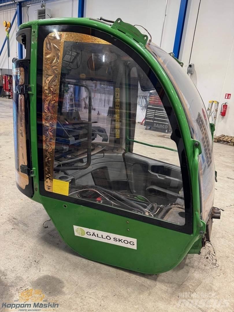 John Deere 1270E Cabine e interni