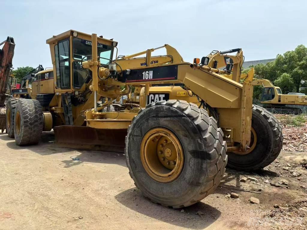 CAT 16h Motorgraders