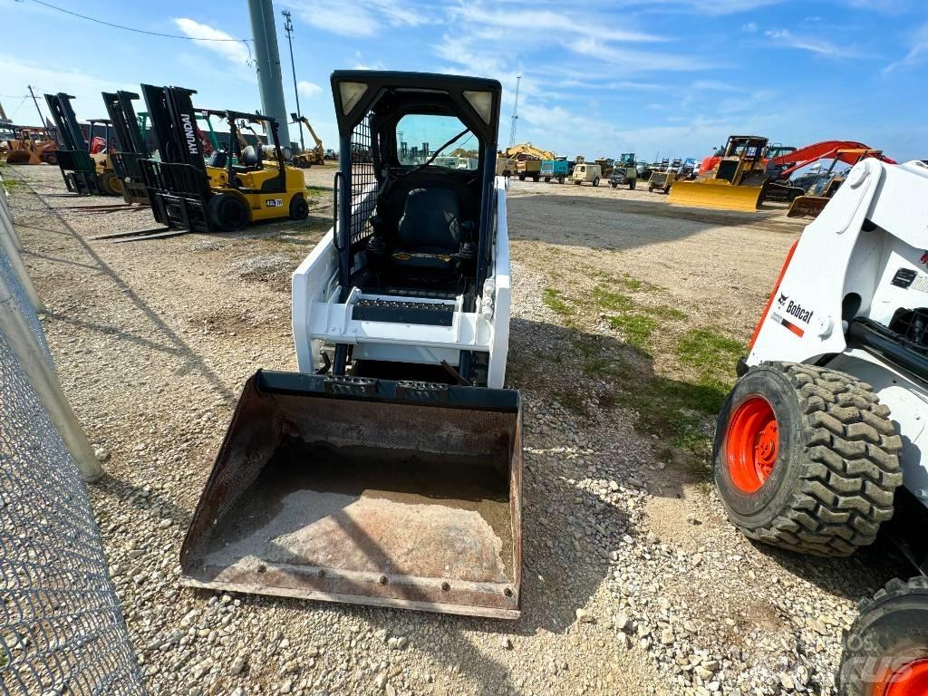 Bobcat T 110 Pale cingolate