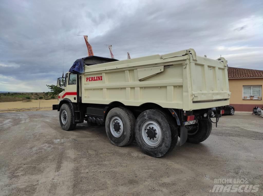 Perlini 131.33D2/C2 Camion altro