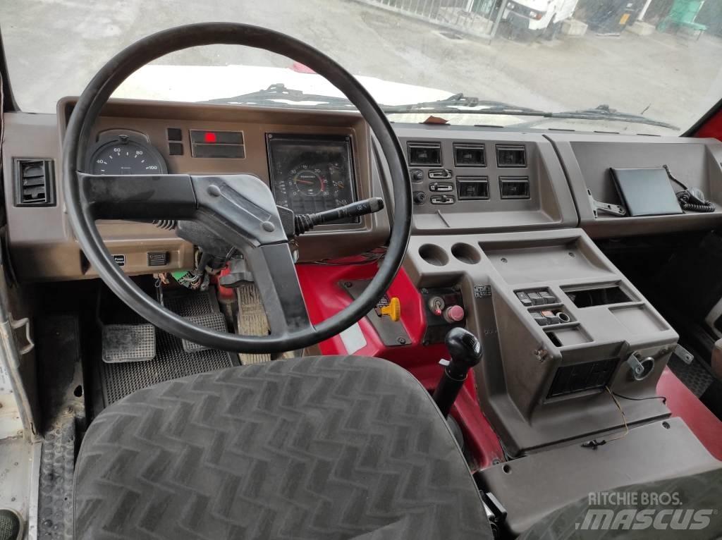 Perlini 131.33D2/C2 Camion altro