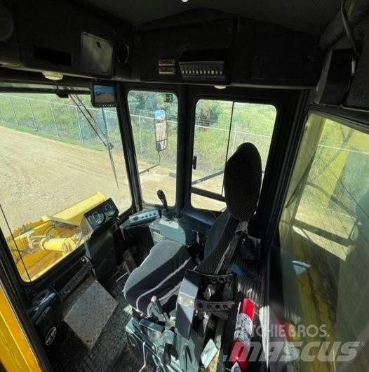 Bomag BC772EB-2 Rulli monotamburo