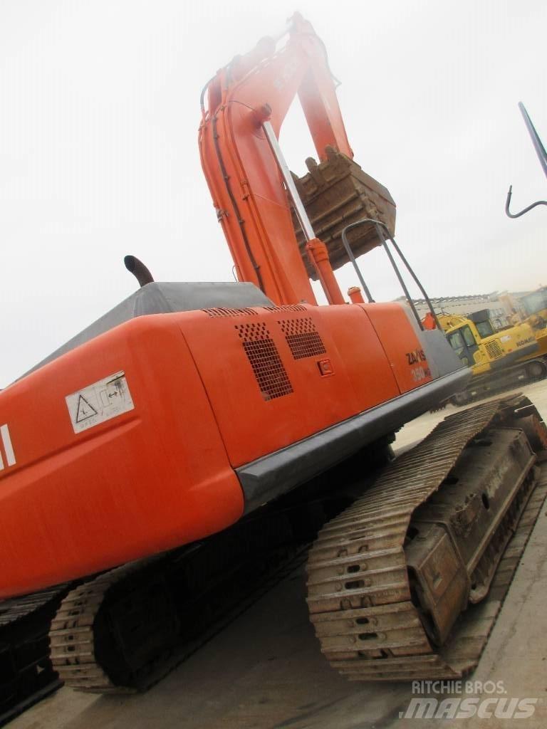 Hitachi Zaxis 200-3G Escavatori cingolati