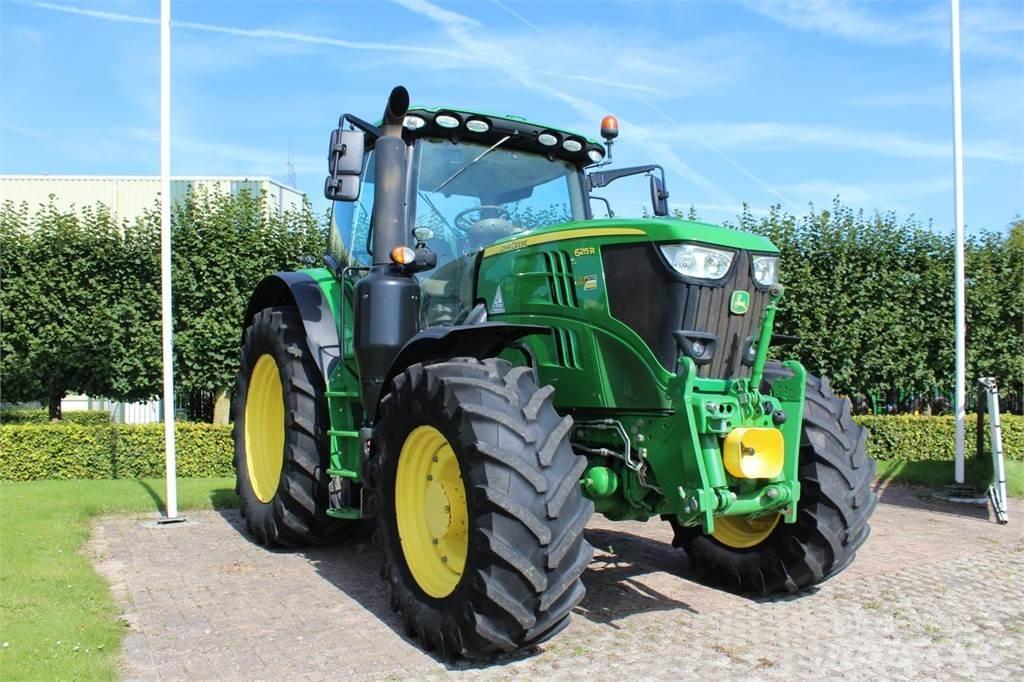 John Deere 6215R Trattori