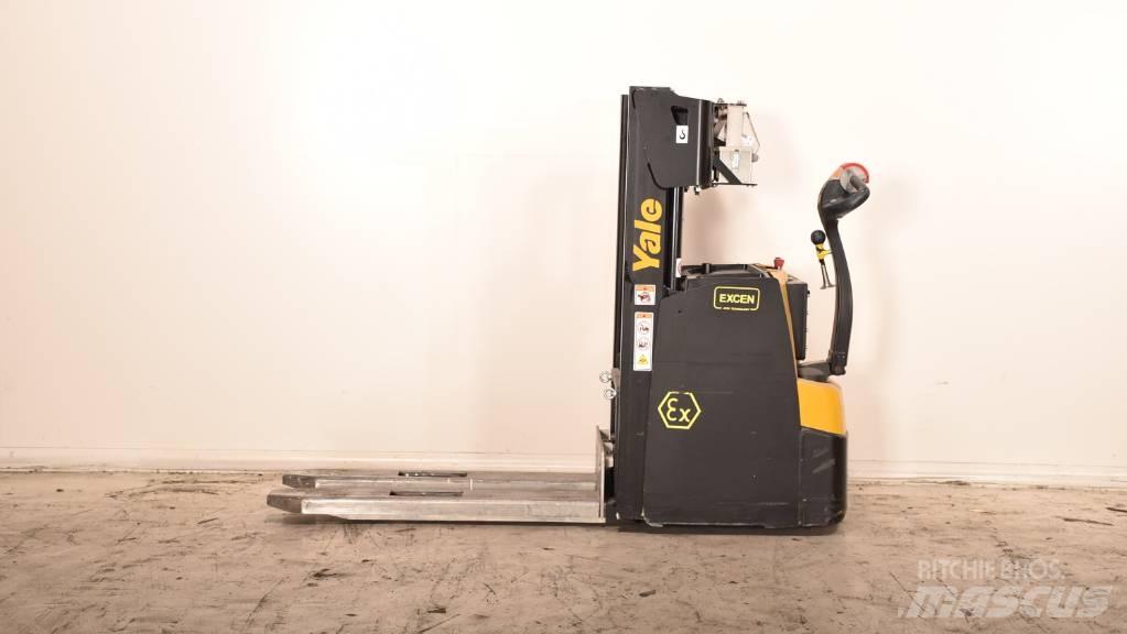 Yale MS20 Transpallet uomo a terra