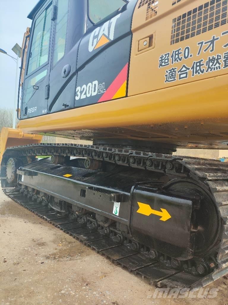 CAT 320 D Escavatori cingolati