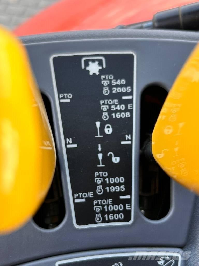 Kubota M 7153 Trattori
