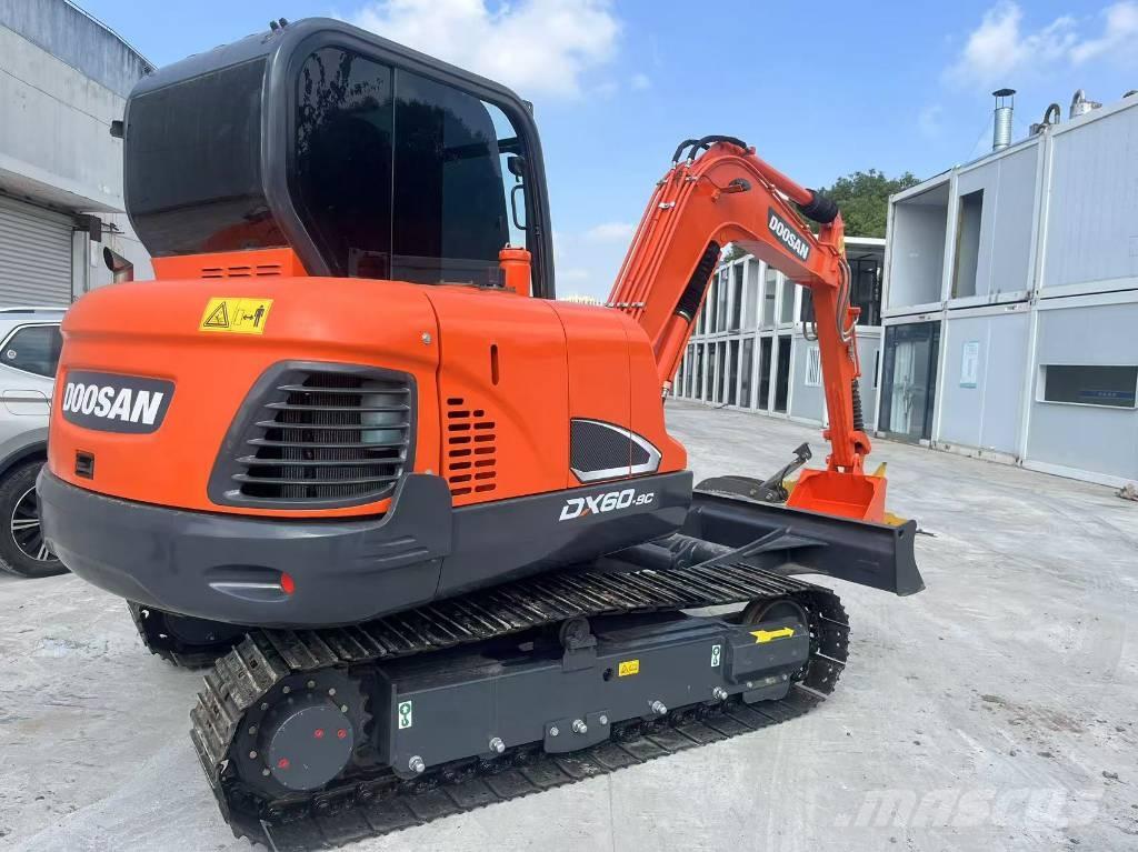 Doosan DX 60 Miniescavatori