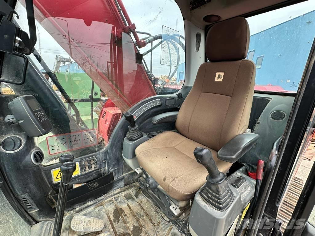 JCB JS 240 N LC Escavatori cingolati
