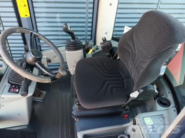 Terex TL 80 Pale gommate