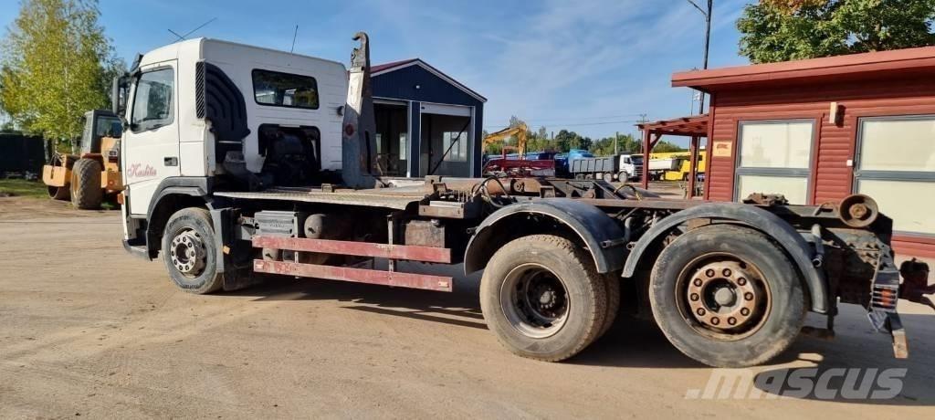 Volvo FM 12 Camion con gancio di sollevamento