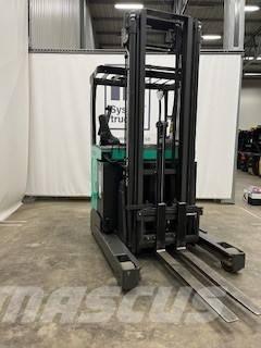 Mitsubishi RB16N3 Carrello retrattile