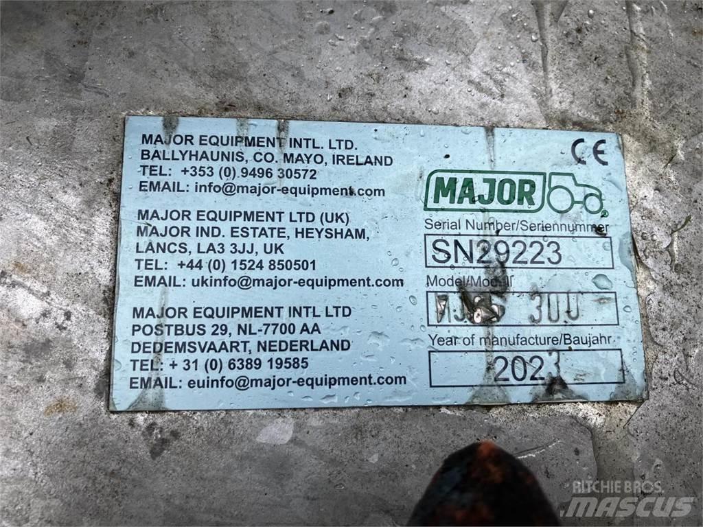 Major MJ65-300 Tosaerba professionali rough, trim e surrounds