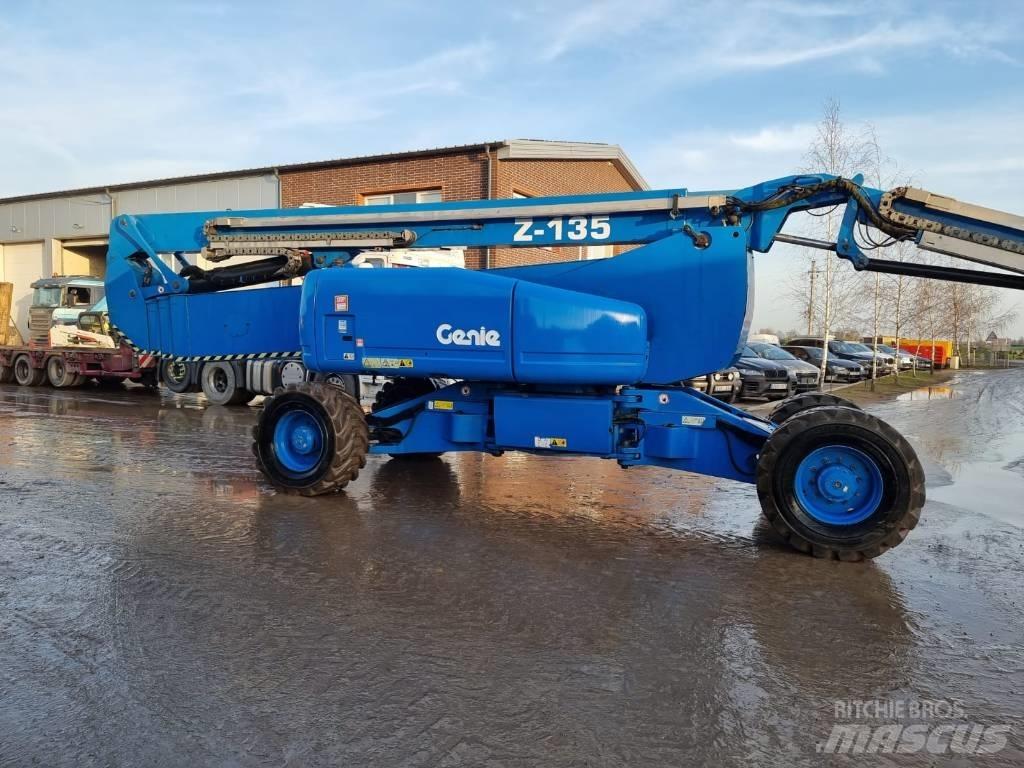 Genie Z 135 4x4 Piattaforme a braccio articolato