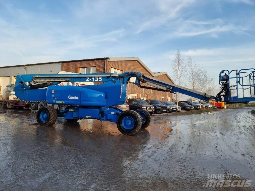 Genie Z 135 4x4 Piattaforme a braccio articolato