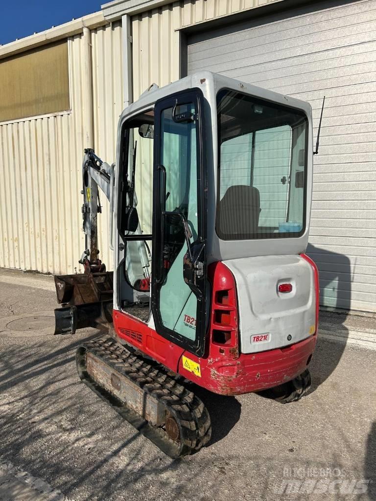 Takeuchi TB216 Miniescavatori