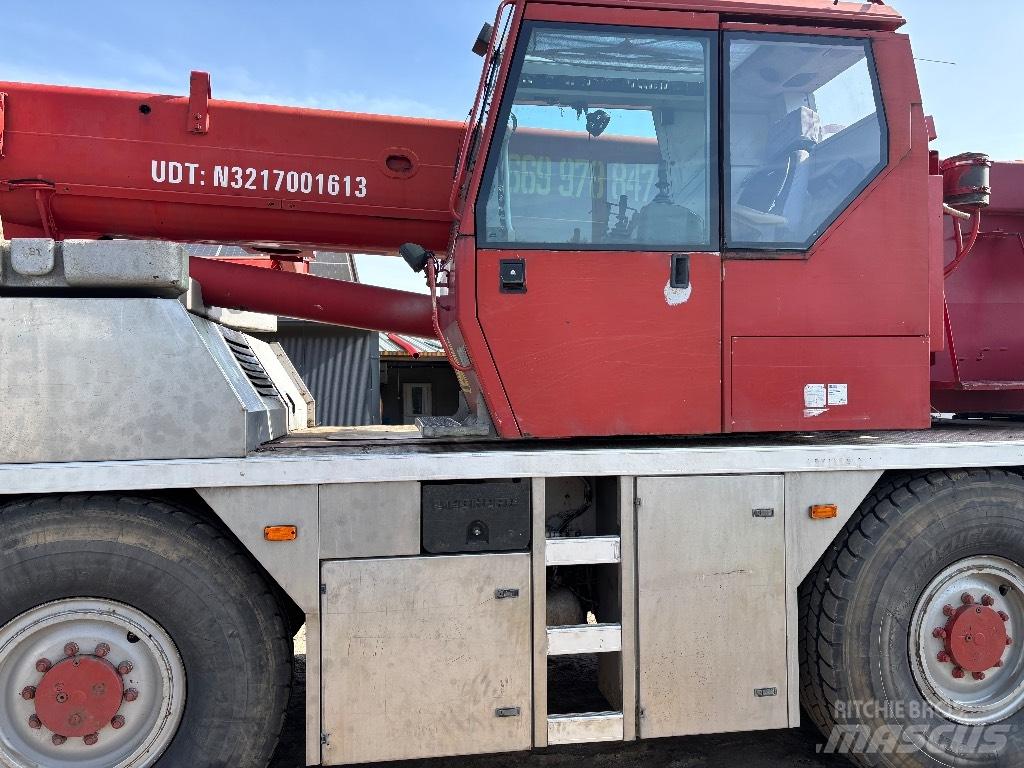 Liebherr LTM 1030 Gru per tutti i terreni