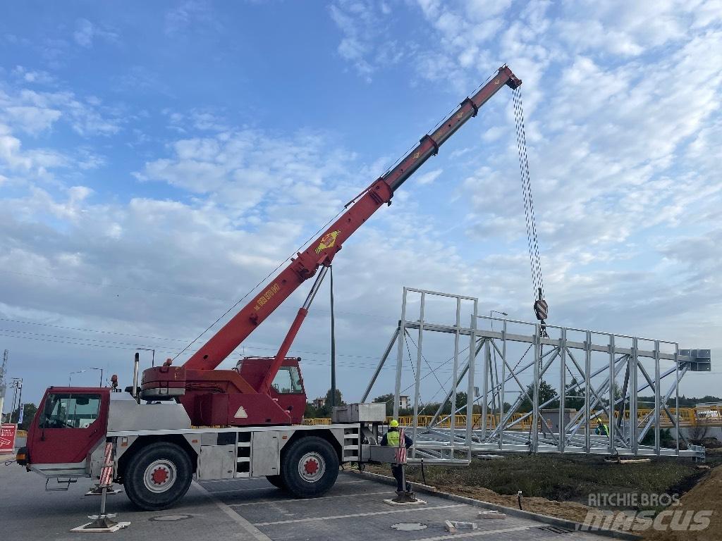 Liebherr LTM 1030 Gru per tutti i terreni