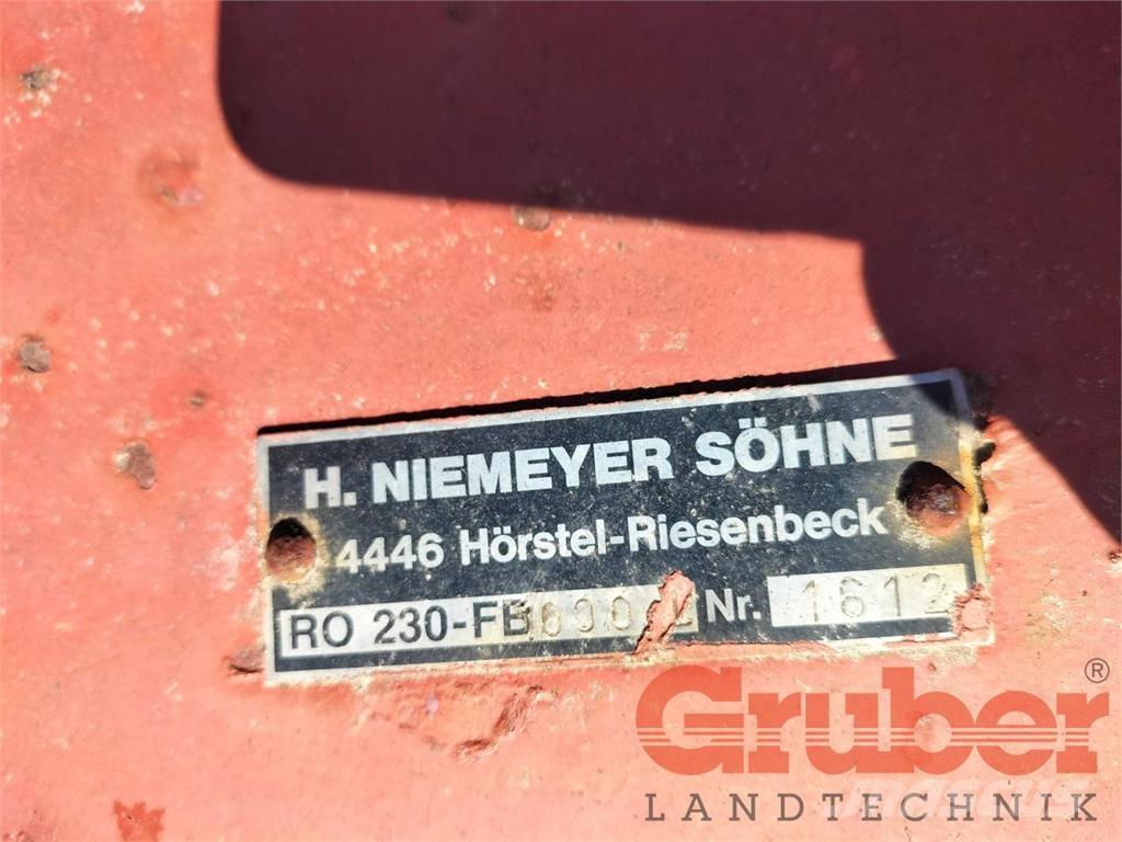 Niemeyer RO 230 Falciatrici