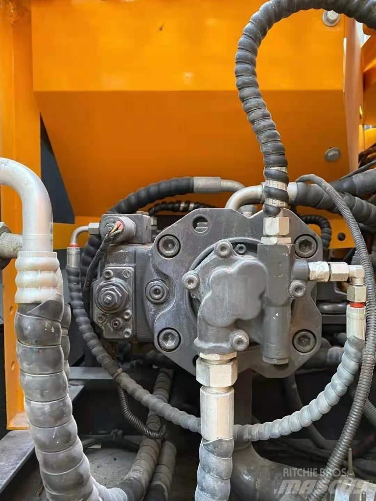 Sany SY 135 C Escavatori cingolati