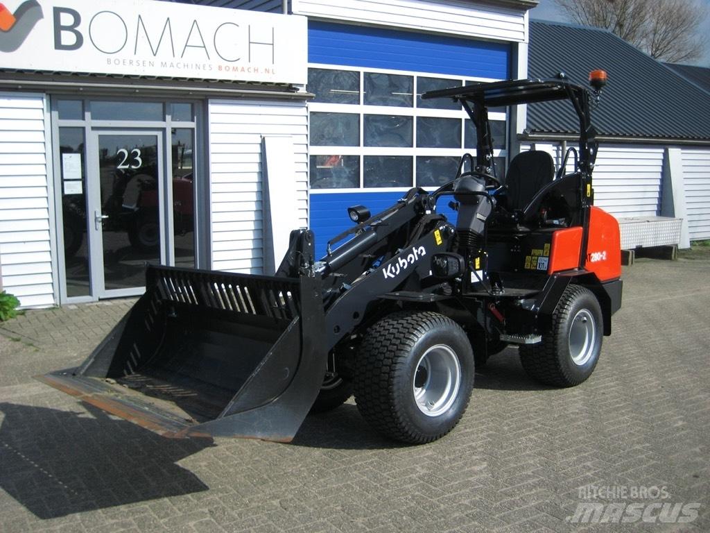 Kubota RT280-2 Pale gommate
