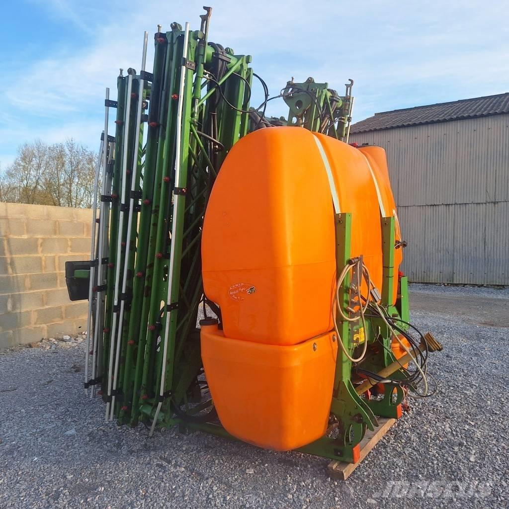 Amazone UF 1801 Irroratori montati