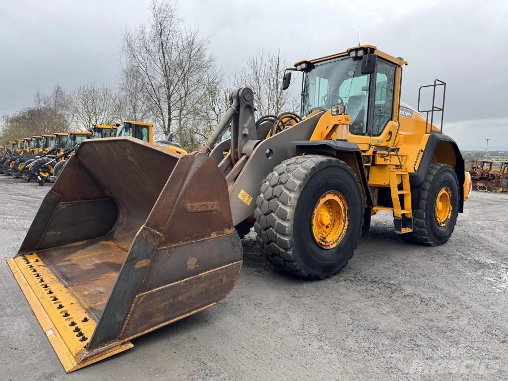 Volvo L 180 H Pale gommate