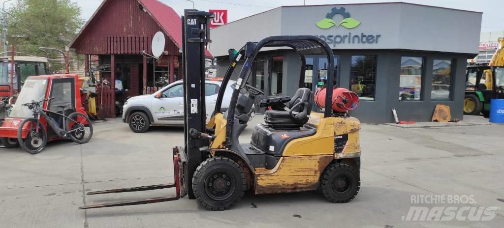 CAT GP 25 N Carrelli elevatori GPL
