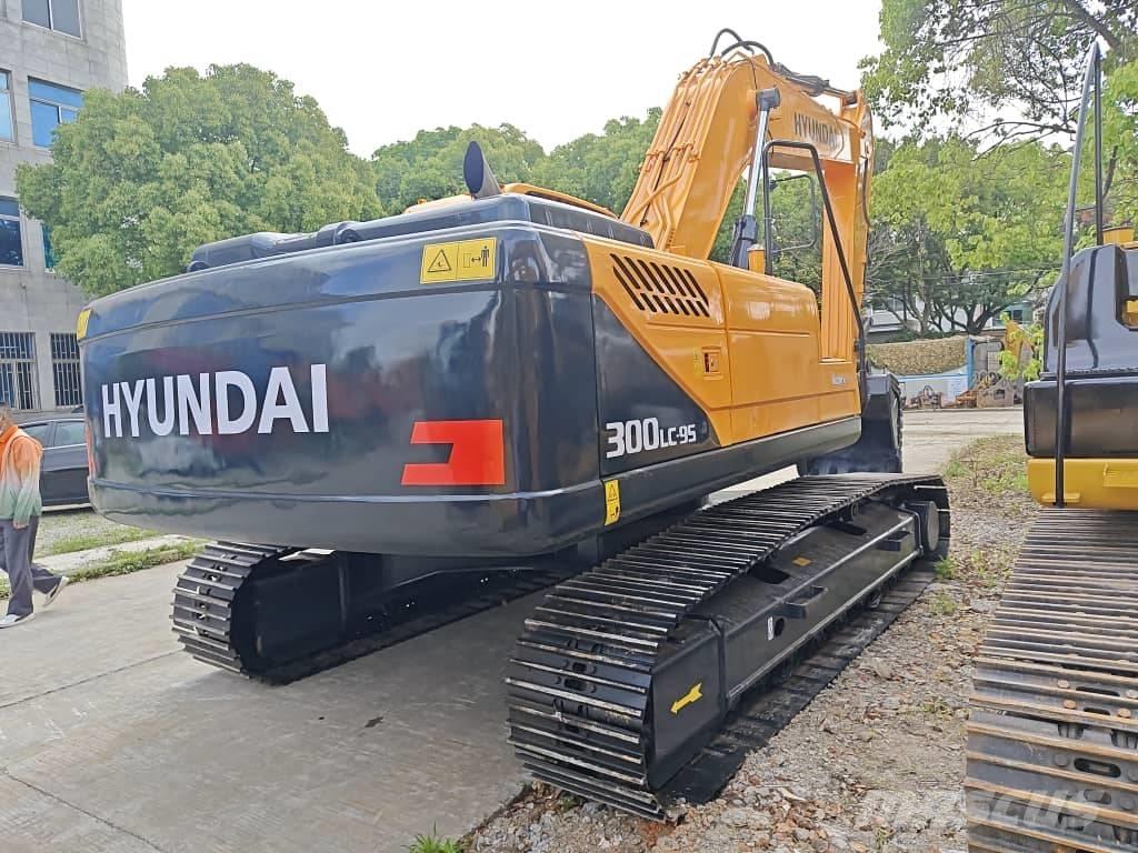 Hyundai R300LC-9S Escavatori cingolati